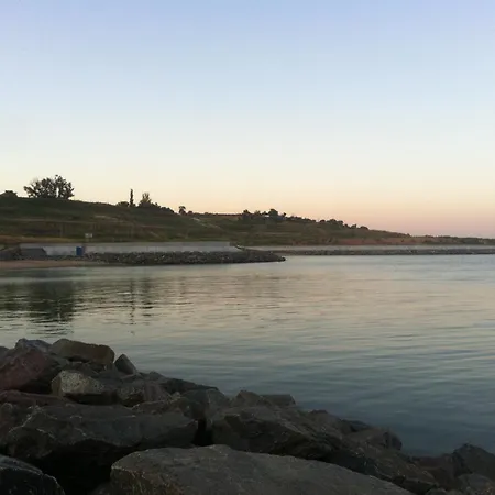 Небольшой Домик У Моря С Кондиционером Tatil parkı